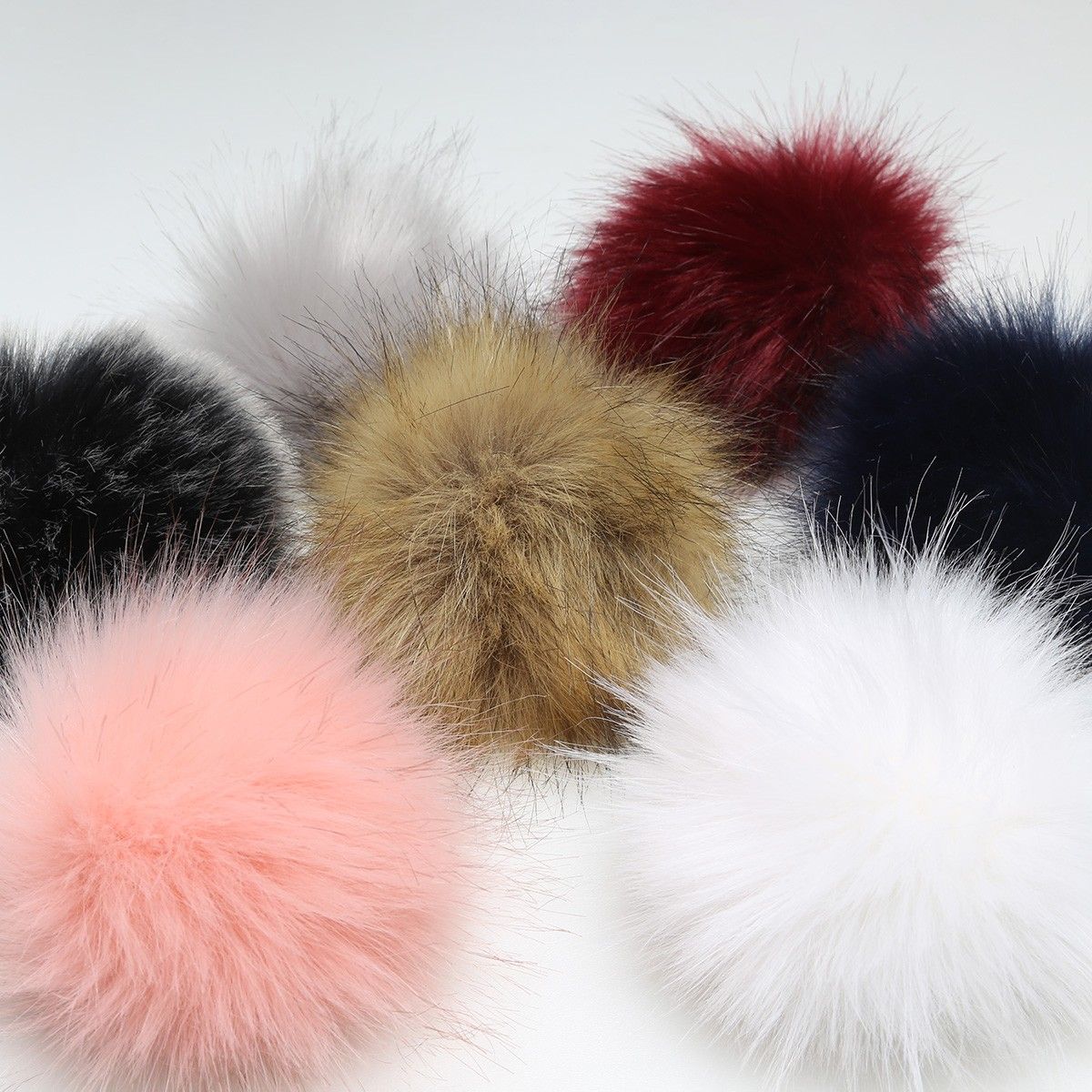 Pom Pom - White - Image 5