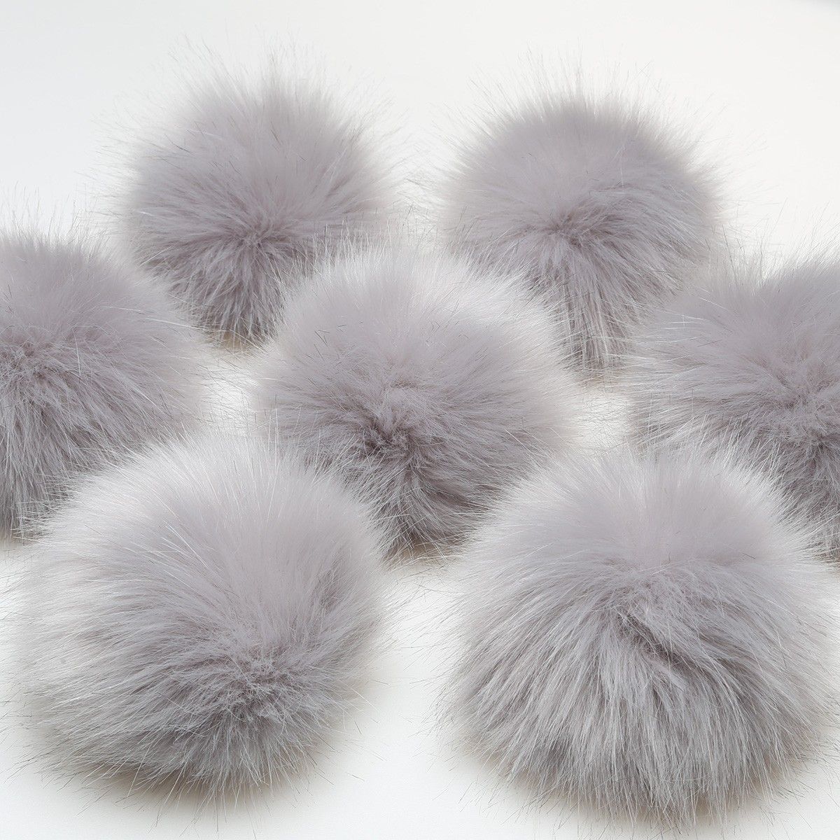 Pom Pom w/button - Gray - Large - Image 2