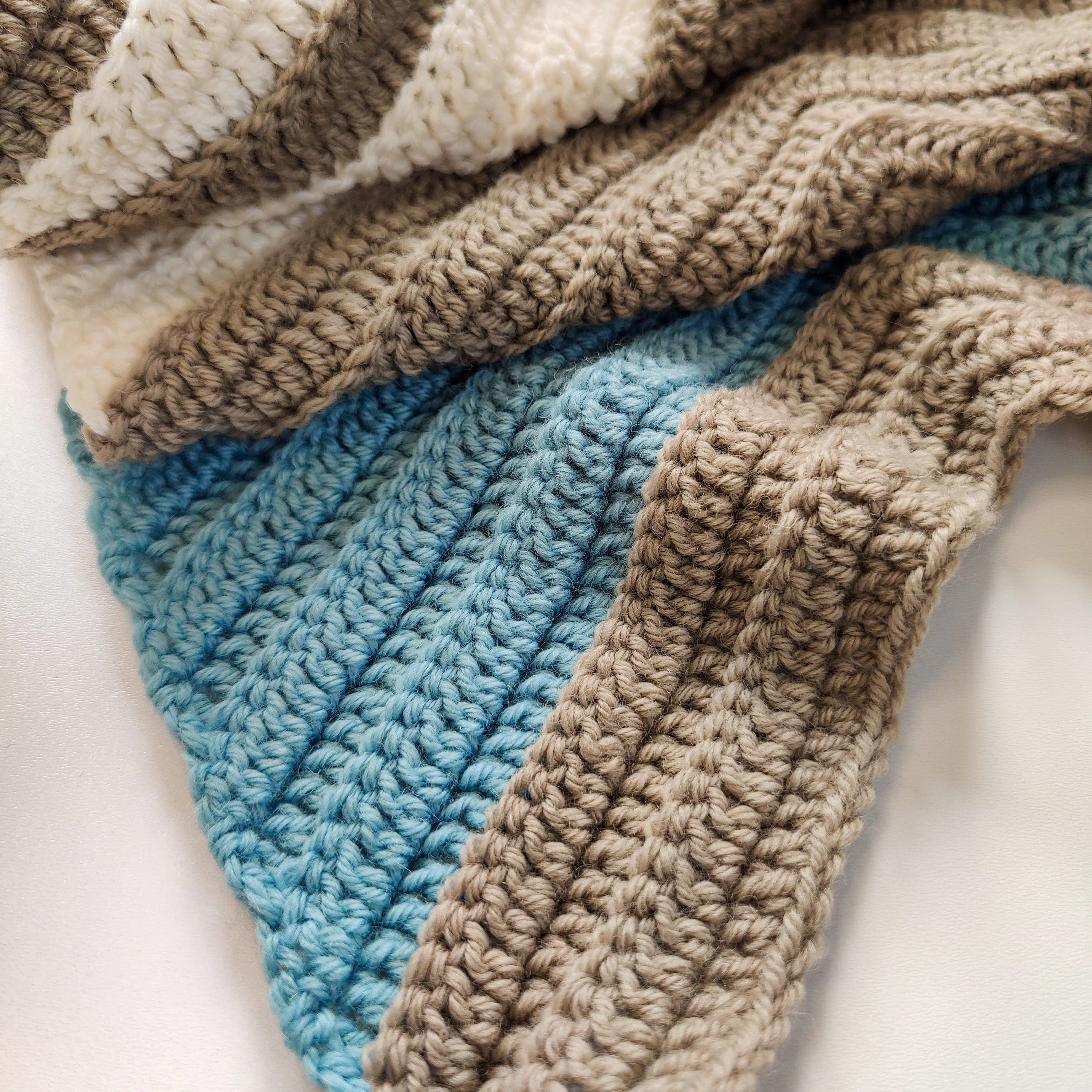 Pebble Pointe - Scarf - Image 4